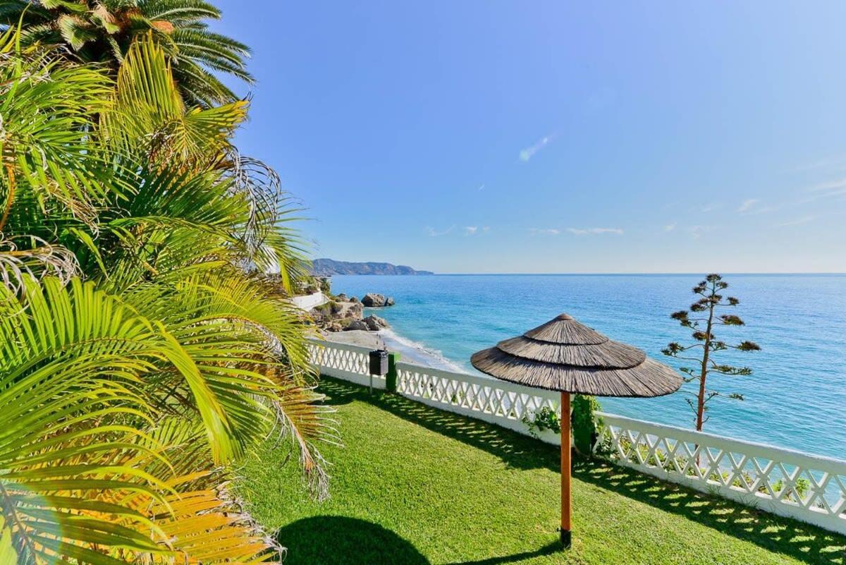 Acapulco Playa Nerja Exterior foto